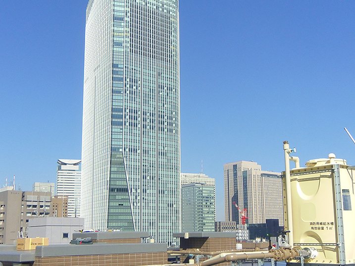 コンシェリア新橋 MASTER'S VILLA様 地上15階に設置した低重心架台